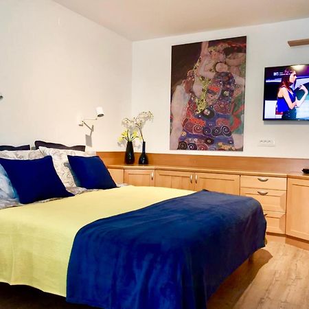 Villa Yadranka Strunjan Exteriör bild